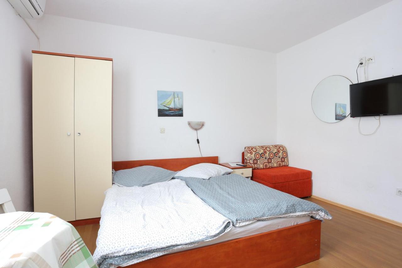 Studio Tucepi 6695A Buitenkant foto